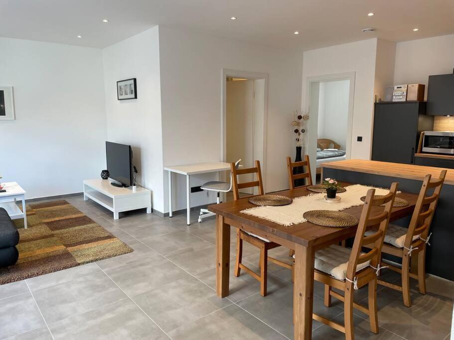 באן Gemuetliche, Topp Ausgestattete Ferienwohnung מראה חיצוני תמונה